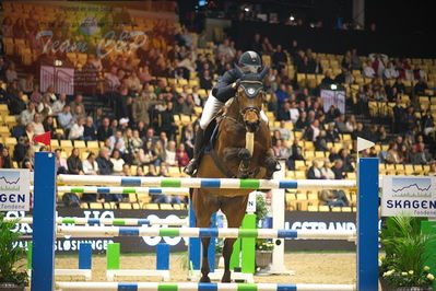 Dansk varmblod hingstekåring.
Skibby hc big tour 150cm
Nøgleord: viktor edvinsson;joga