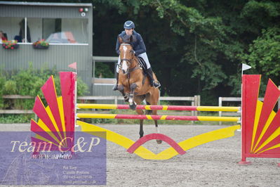 Landsstævne spring
La1  115cm
Nøgleord: lisa møller andersen;heartland prydsholm