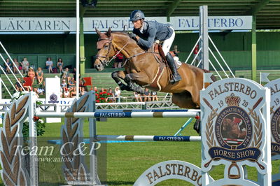 Showjumping
CSI3 Table A (238.2.1) 1.45m
Nøgleord: niels kersten;famous h