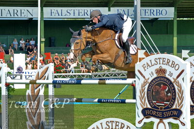 Showjumping
CSI3 Table A (238.2.1) 1.45m
Nøgleord: hendrik-jan schuttert;hertogin van de kouberg