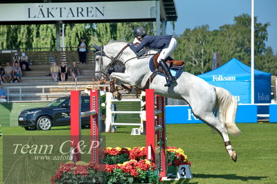 Showjumping
CSI3 Table A (238.2.1) 1.45m
Nøgleord: therese søhol henriksen;santos z