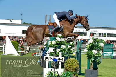 Showjumping
Derby CSI3 Table A (238.2.2) 1.50m
Nøgleord: luca maria moneta;tanka du marais