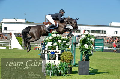 Showjumping
Derby CSI3 Table A (238.2.2) 1.50m
Nøgleord: johan-sebastian gulliksen;billy cool