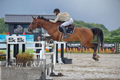 Absolut horses
2. kval og finale Agria DRF Mesterskab U18 - MA2 Springning Heste (140 cm)
Nøgleord: line busk heltborg;gaville