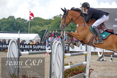 Absolut horses
2. kval og finale Agria DRF Mesterskab U18 - MA2 Springning Heste (140 cm)
Nøgleord: frederik fensholt;dalvaro-w