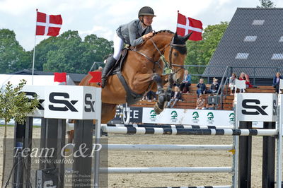 Absolut horses
youngster finale
Nøgleord: filippa sand ibsen;question of love