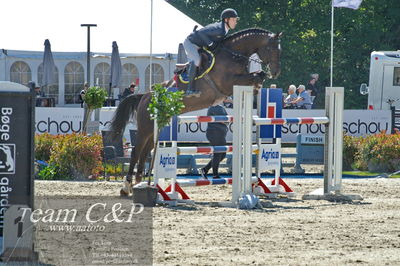 Absolut horses
youngster finale
Nøgleord: benjamin saurugg;alpha&#039;m z