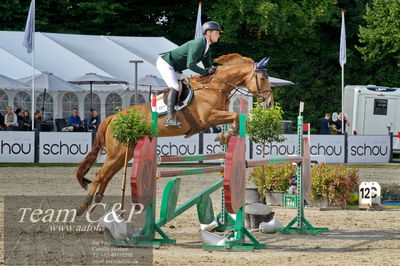 Absolut horses
la2 120cm
Nøgleord: konstantin deeken künnemann;shivaliesje-vitz