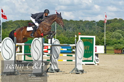 Absolut horses
2. kval. og finale Agria DRF Mesterskab U25 - S1 + S2 Springning Heste
Nøgleord: adam sparlund olesen;engerupgaards cashatt