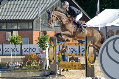 Absolut horses
S1 Springning Heste (145 cm) B1
Nøgleord: martin neeergaard;cranberry 14