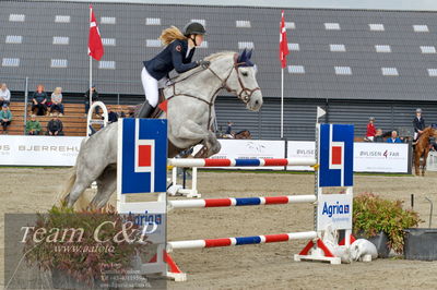 Absolut horses
Mb 130cvm
Nøgleord: christine tvedskov bille;chuck norris