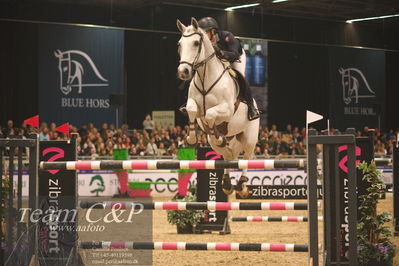 Absolut horses
Zibrasport Equest CSI2 Medium Tour (238.2.1) 1.40m
Nøgleord: rie rose lindegren roed;newcomer 13