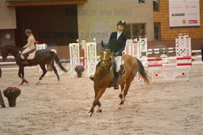 Dansk Rideforbunds Championats finaler 2018 spring
Dansk Rideforbunds Championats finaler 2018
4 års kvl
Nøgleord: ally alfarvad z;emilie katrine høll pedersen