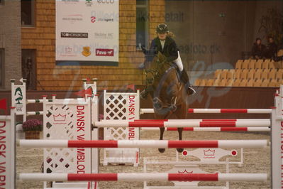 Dansk Rideforbunds Championats finaler 2019 spring
Dansk Rideforbunds Championats finaler 2018
6 års kval
Nøgleord: bøgegårdens cristiano;frederikke svendgaard