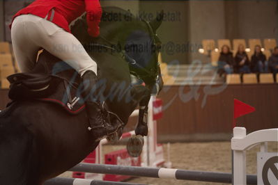 Dansk Rideforbunds Championats finaler 2019 spring
Dansk Rideforbunds Championats finaler 2018
6 års kval
Nøgleord: comme il faut plus;kasper h  hansen