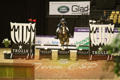 Showjumping
Nord-vest cup ny 3-2-1
Nøgleord: mathilde bligaard;kroggaardens royal pontiac