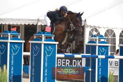 dm 2019
u18
Nøgleord: maria barnewitz schou;seana 2