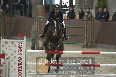 Dansk Rideforbunds Championats finaler 2018
Dansk Rideforbunds Championats finaler 2018 spring 6års.
Nøgleord: syvhøjegårds fi fi;katrine højholt