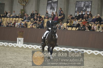 Dansk Rideforbunds Championats finaler 2018 dressur
Dansk Rideforbunds Championats finaler 2018
5 års præmie - 6års klassen
Nøgleord: grønskovlund's tower;rikke damgaard thomsen