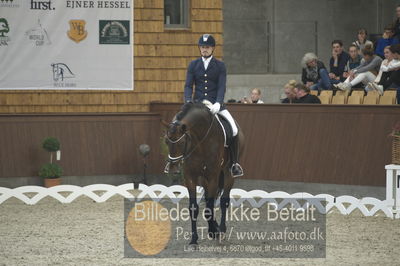 Dansk Rideforbunds Championats finaler 2018 dressur
Dansk Rideforbunds Championats finaler 2018
5 års præmie - 6års klassen
Nøgleord: manuel springhetti;adoro 8