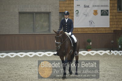 Dansk Rideforbunds Championats finaler 2018 dressur
Dansk Rideforbunds Championats finaler 2018
5 års præmie - 6års klassen
Nøgleord: manuel springhetti;adoro 8