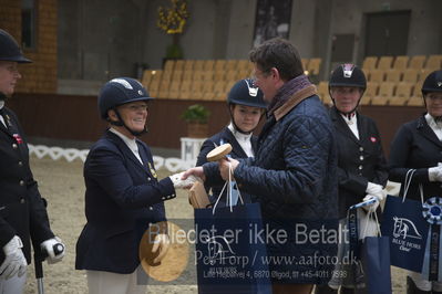 Blue Hors Para Dressur 2018
Billeder fra stævnet
Nøgleord: priceceremoni