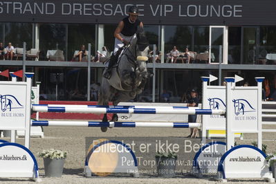 Csi1 two phases 135cm
Showjumping
Nøgleord: nanett larsen;dinaro