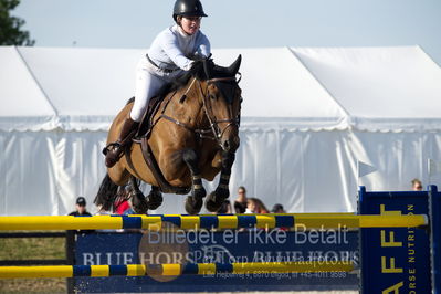 csio3 a1 150cm
Showjumping
Nøgleord: emily ward;millioninmind