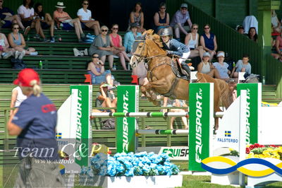 Showjumping
Folksam Open 5-åriga hästar - Final
Nøgleord: lone marie oeglen;lightning blue ws