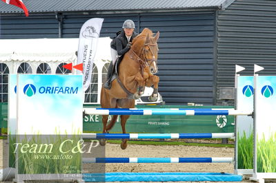 Absolut horses
Mb 130cvm
Nøgleord: cecilie kjær;chintano