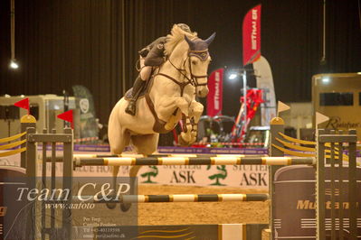 Jydske bank box
St. Clemens EY Cup U25  1.40m
Nøgleord: lucas brandt;castello 188