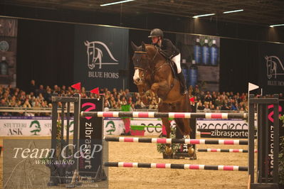 Absolut horses
Zibrasport Equest CSI2 Medium Tour (238.2.1) 1.40m
Nøgleord: py jägerden;intermezzo