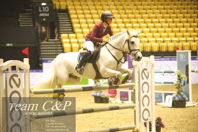 Jydske bank box
FEI Ponies Jumping Trophy GP (238.2.2a-GP) 1.30m
Nøgleord: renske van middendorp