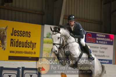 Fredericia Rideklub
Sprngstævne for hest
Nøgleord: jesper meyenburg;zar bleu dkg