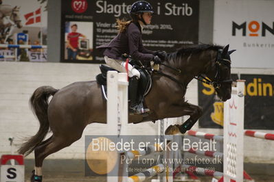 B - Stævne spring
Ponylandsstæne
Nøgleord: frida marie haggren;essenar eaney meaney