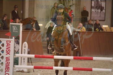 Dansk Rideforbunds Championats finaler 2018 spring
Dansk Rideforbunds Championats finaler 2018
5 års kval
Nøgleord: congstar;astrid svenstrup