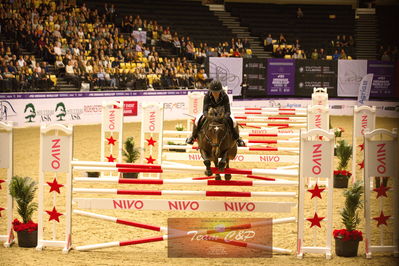 Showjumping
højdespring, hoghjumping
Nøgleord: charlotte kondrup;dithmarsia