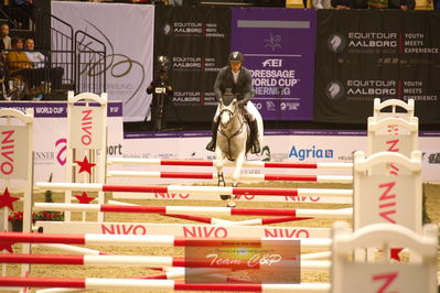 Showjumping
højdespring, hoghjumping
Nøgleord: michael aabo;caprice de dieu