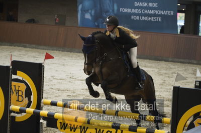 Dansk Rideforbunds Championats finaler 2018 - spring
Dansk Rideforbunds Championats finaler 2018 4års
Nøgleord: balotelli love;emilie katrine høll pedersen