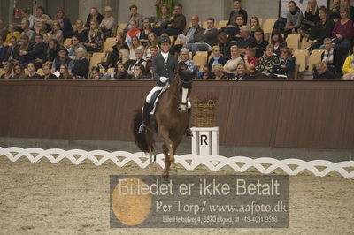 Dansk Rideforbunds Championats finaler 2018 dressur
Dansk Rideforbunds Championats finaler 2018
5 års præmie - 6års klassen
Nøgleord: ryvangs damon dione;julie dyrgaard