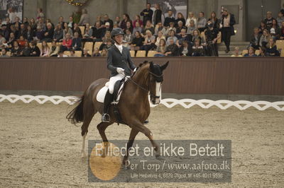 Dansk Rideforbunds Championats finaler 2018 dressur
Dansk Rideforbunds Championats finaler 2018
5 års præmie - 6års klassen
Nøgleord: ryvangs damon dione;julie dyrgaard