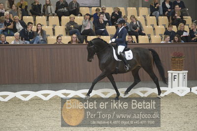 Dansk Rideforbunds Championats finaler 2018 dressur
Dansk Rideforbunds Championats finaler 2018
5 års præmie - 6års klassen
Nøgleord: hove's tatiana;line høst johansen