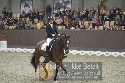 Dansk Rideforbunds Championats finaler 2018 dressur
Dansk Rideforbunds Championats finaler 2018
5 års præmie - 6års klassen
Nøgleord: zippo m i;michaela damm-frydenberg